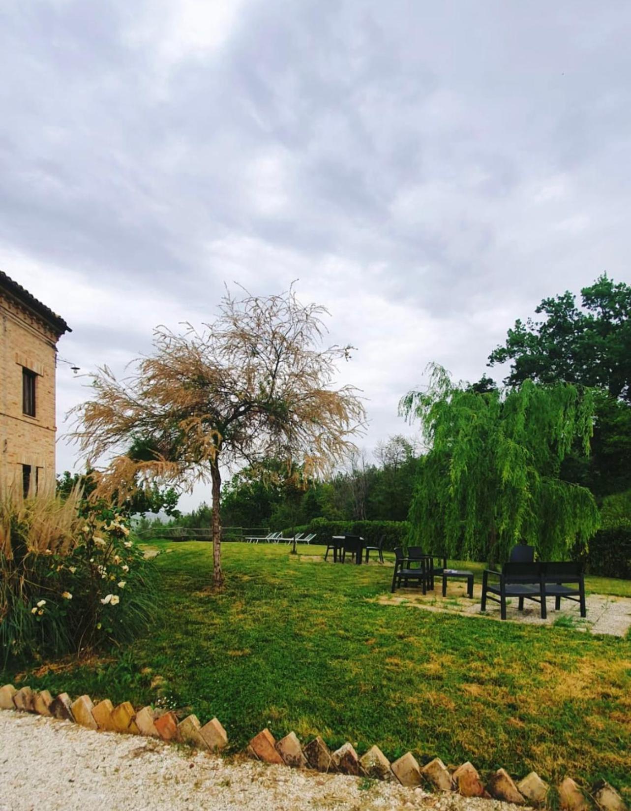 Tenuta Gran Bosco Loro Piceno Exteriör bild